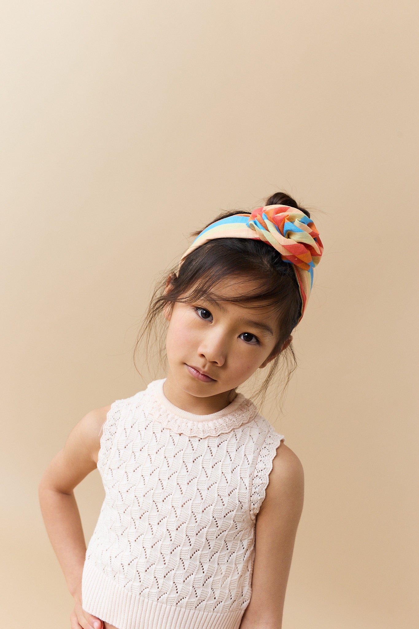 DAHLIA VEST WITH SCALLOP DETAILS